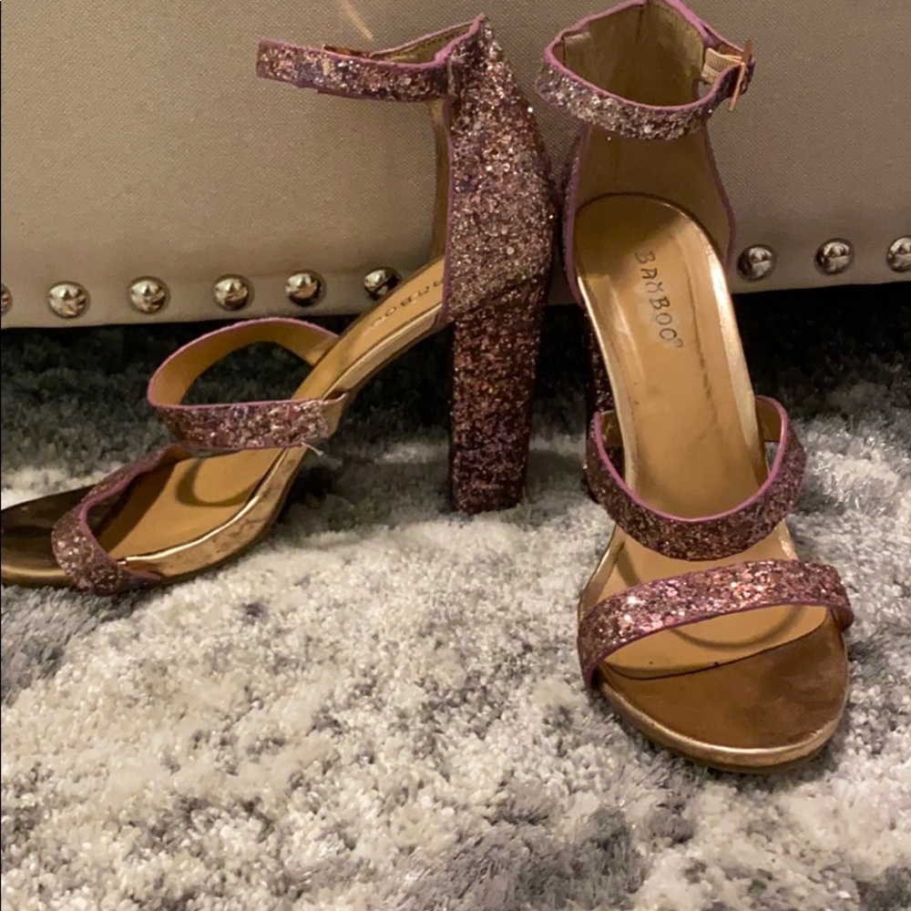 💓3/$30 PINK SPARKLE Heels